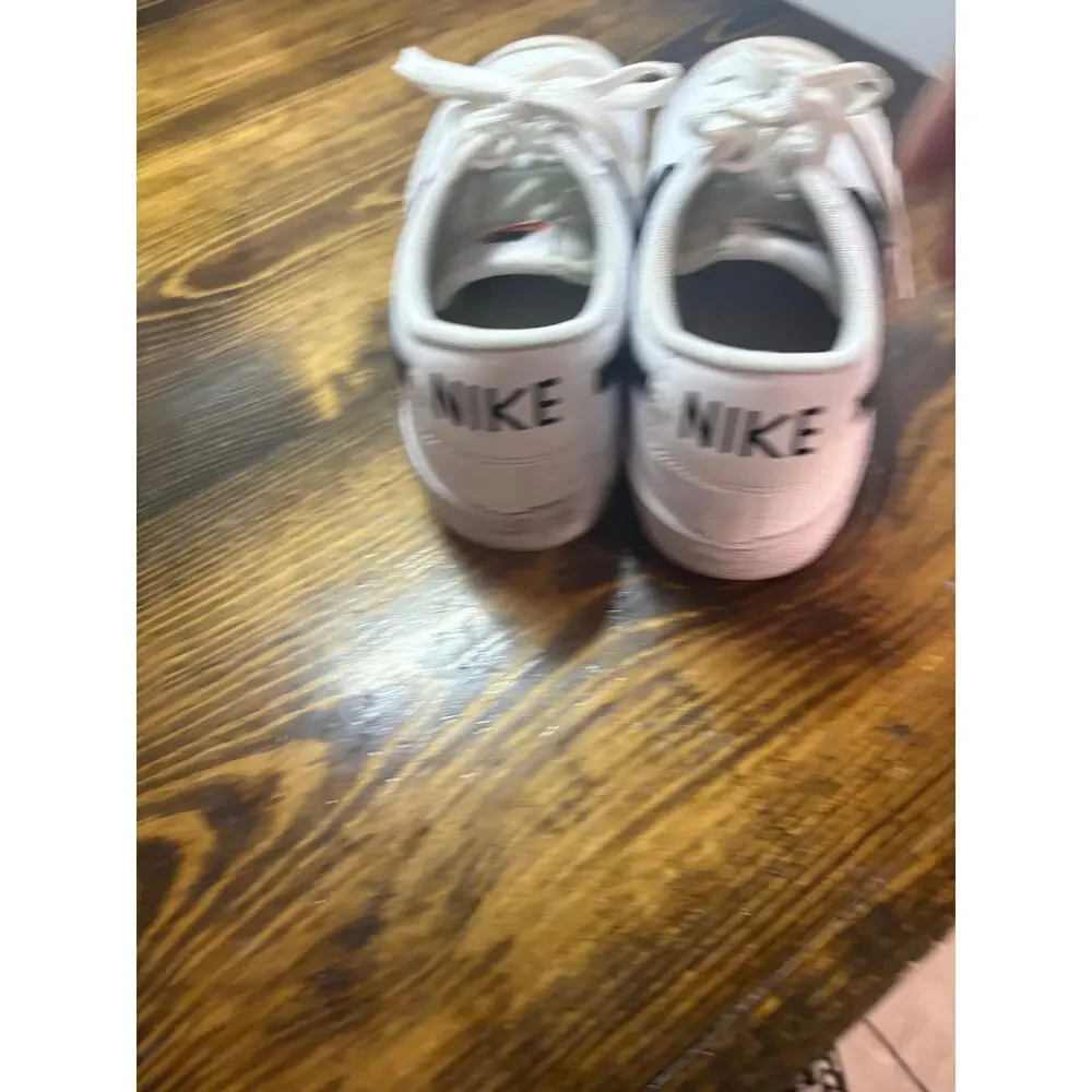 Nike White Blazer Sneakers Size 7Y